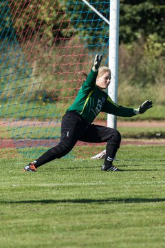 Bild 135 - B-Juniorinnen Krummesser SV - SV Henstedt Ulzburg : Ergebnis: 0:3